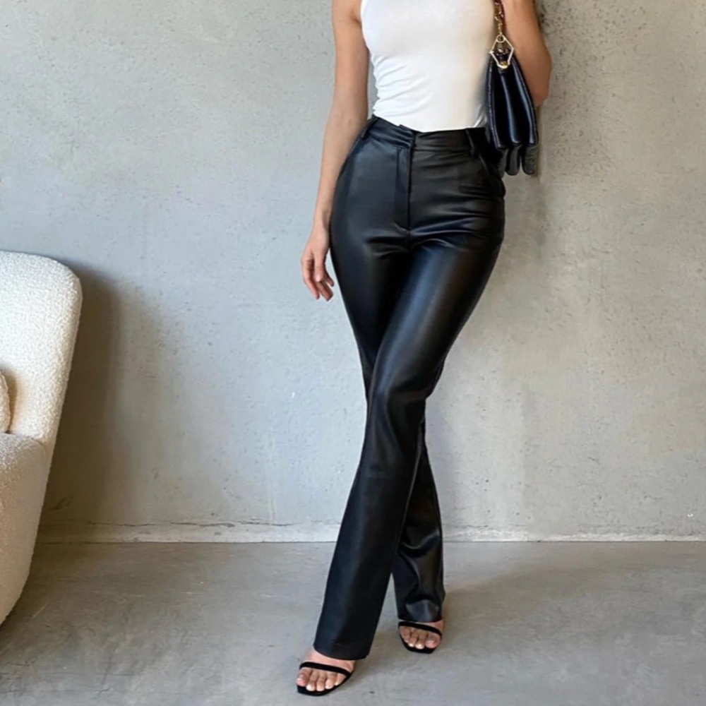NWT Meshki “Tyra” Straight Leg Faux Leather Pants!